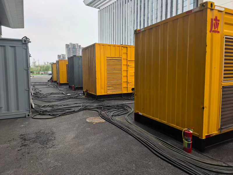 绥棱不同季节柴油发电机组保养有哪些注意事项?