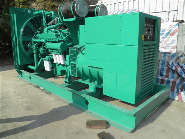 绥棱发电车出租-柴油发电机散热器怎样散热
