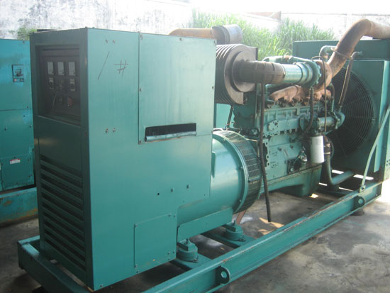 绥棱租赁发电机- 发电机碳刷磨损的原因是什么