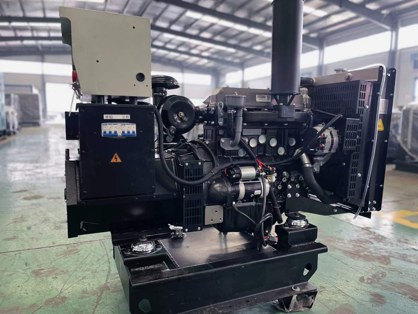 绥棱如何降低电感性负载对发电机的影响？