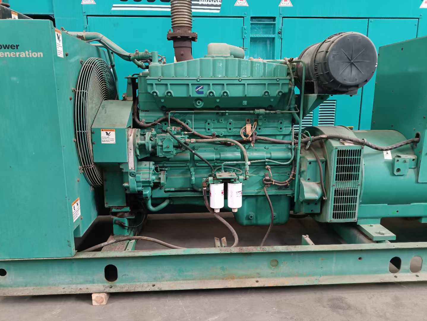 绥棱过载会对 600kW 柴油发电机组造成哪些损害？