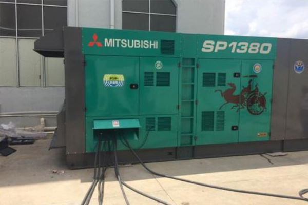 绥棱为什么有些柴油发电机组的输出电压可以调节？