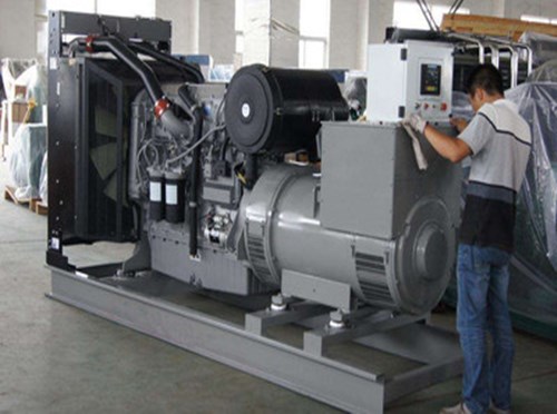 绥棱柴油发电机组和储能设备配合使用的案例