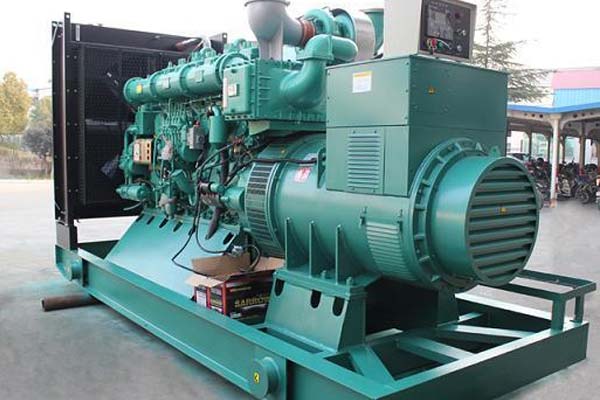 绥棱工厂发电机应急发电中如何优化燃油储备管理？