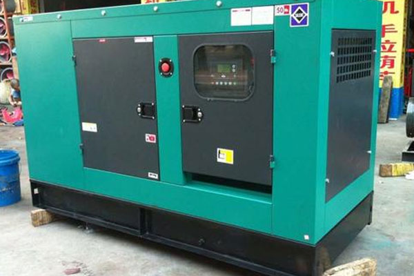 绥棱如何检查机油的使用时间？