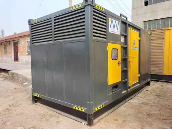 绥棱进行柴油发电机组电瓶性能测试时，有哪些注意事项？