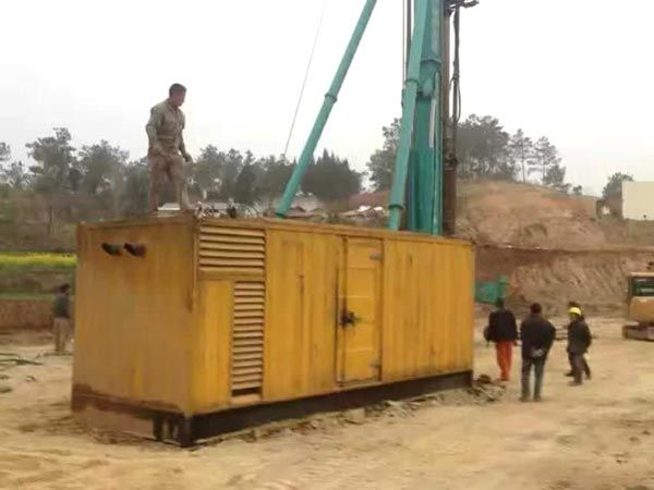 绥棱如何判断水冷式机油散热器密封件是否需要更换？